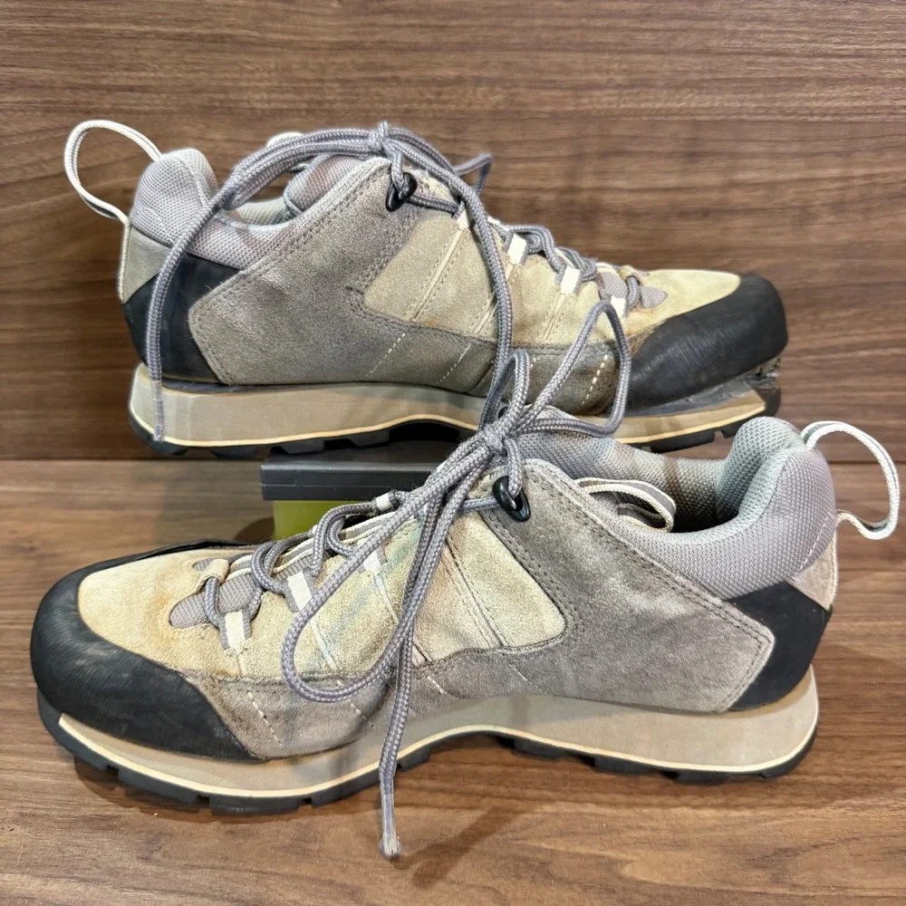 Salomon Hiking Shoes Mens 8.5‎ Grey Fair Sole Separation Repair 858040